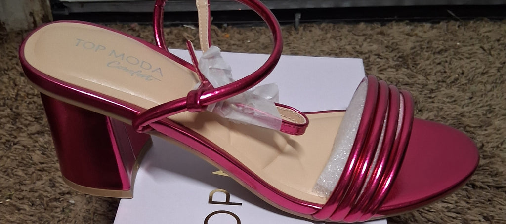 Brand new ladies size 9 top moda ankle wrap sandals